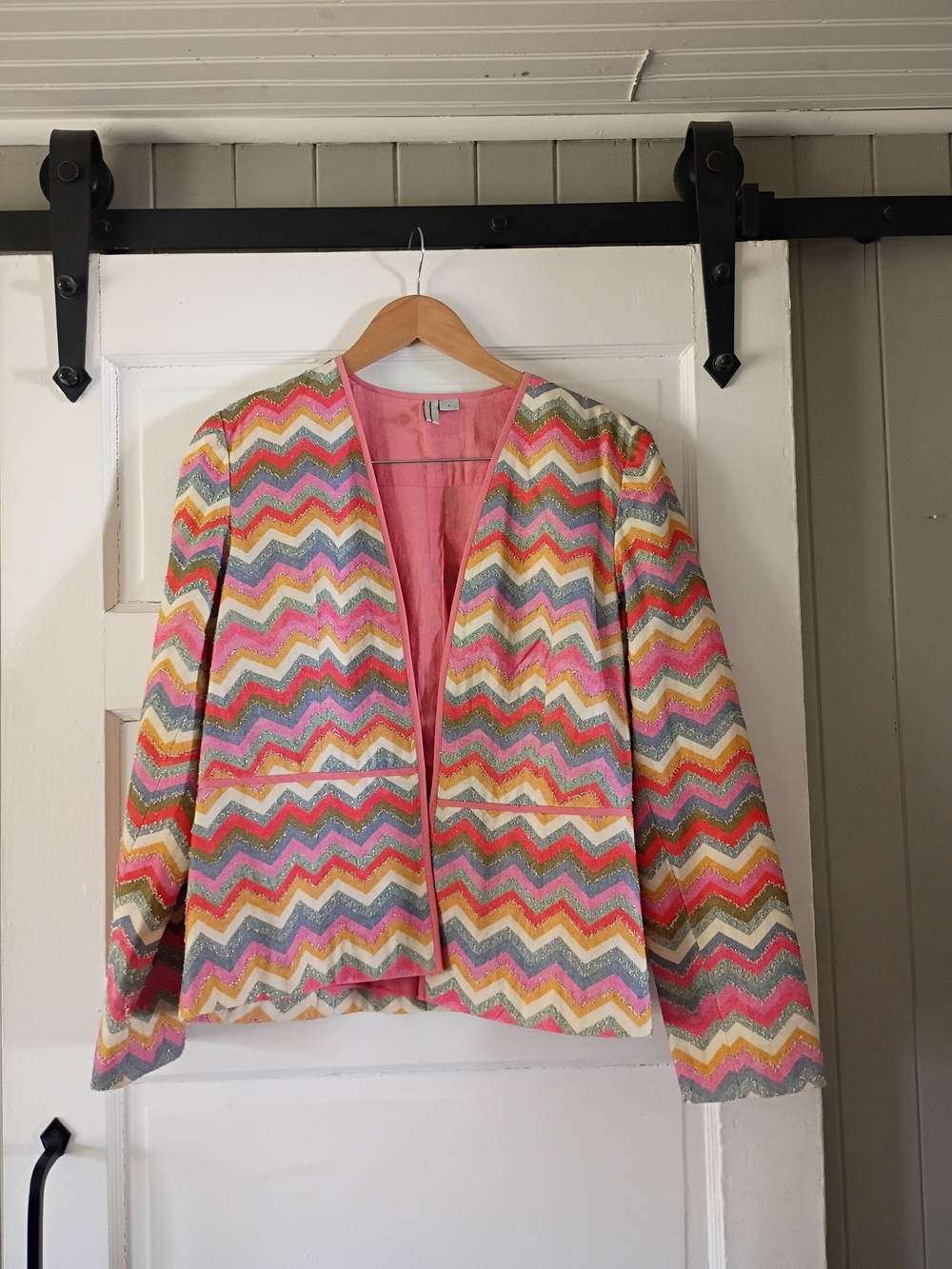 Chevron Open-Front Women's Blazer in Pink & Multicolor